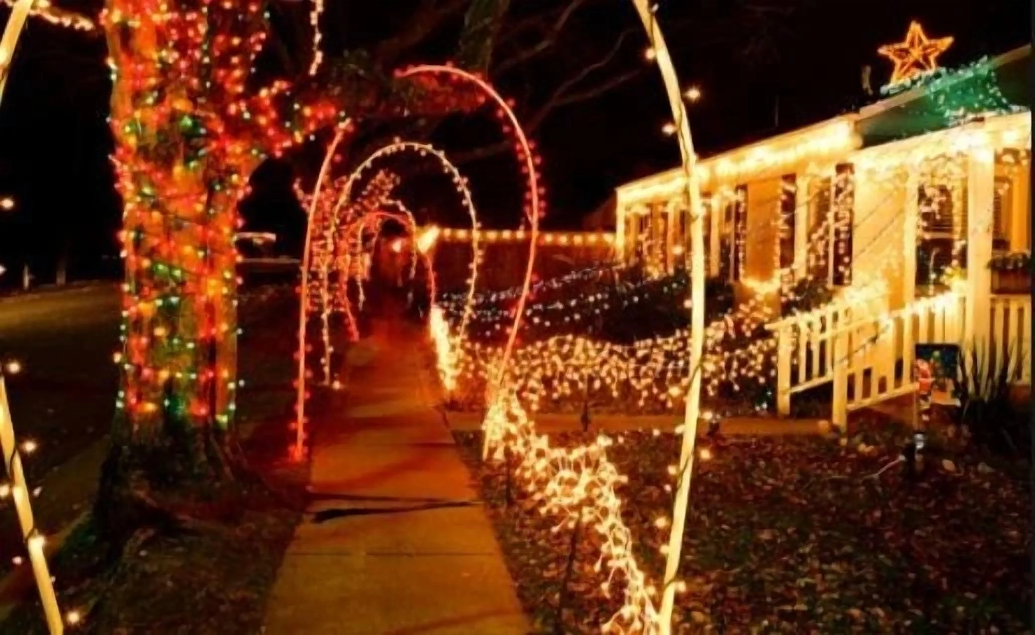 100 Led Solar String Lights 40Ft Warm White 8 Modes Auto On/Off Xmas Decorations - Image 4