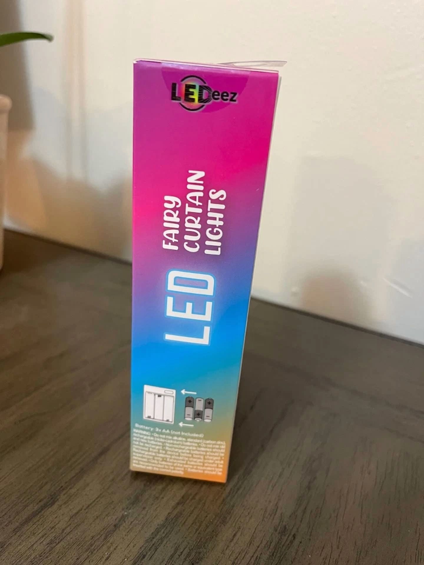 Ledeez Fairy Curtain Lights 60 Led Lights Warm White Light 6 Strands Brand New - Image 4